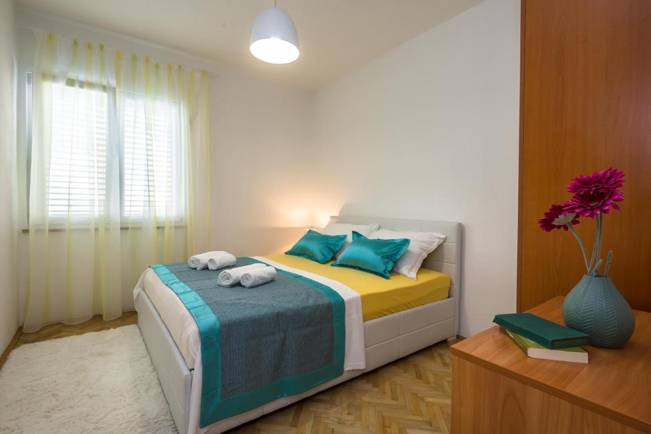 Holiday House Almissa Omiš Buitenkant foto