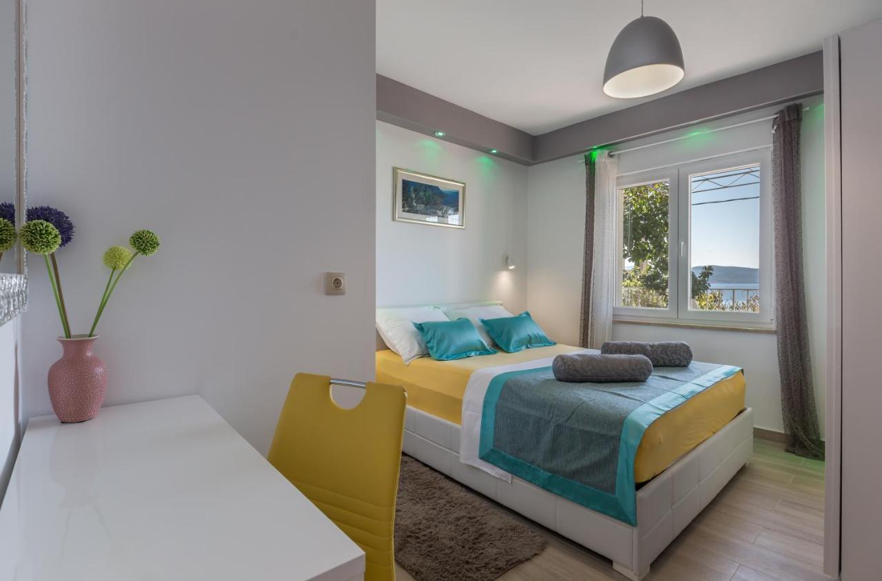 Holiday House Almissa Omiš Buitenkant foto